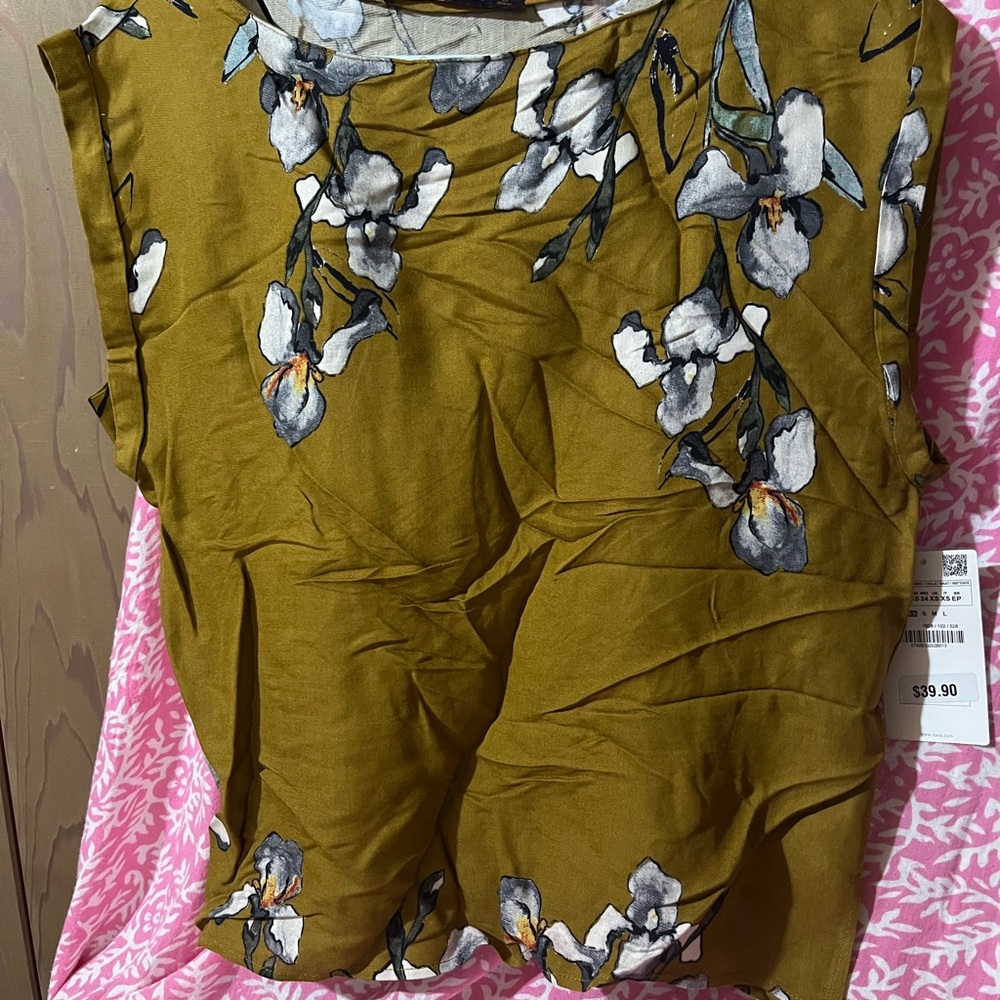 Zara Olive Floral Boxy Blouse